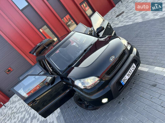 Черный Киа Soul, объемом двигателя 1.59 л и пробегом 213 тыс. км за 7500 $, фото 17 на Automoto.ua