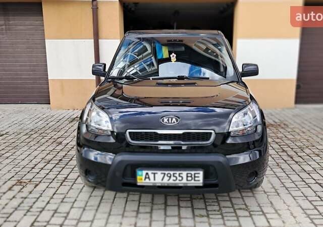 Черный Киа Soul, объемом двигателя 1.59 л и пробегом 199 тыс. км за 6500 $, фото 7 на Automoto.ua