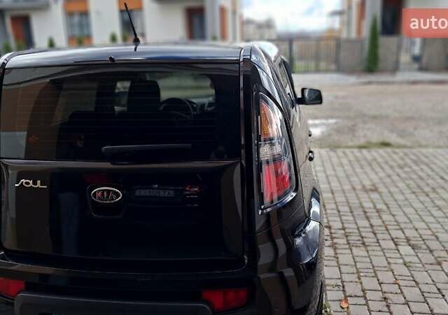 Черный Киа Soul, объемом двигателя 1.59 л и пробегом 199 тыс. км за 6500 $, фото 8 на Automoto.ua