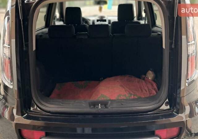 Черный Киа Soul, объемом двигателя 1.59 л и пробегом 199 тыс. км за 6500 $, фото 12 на Automoto.ua