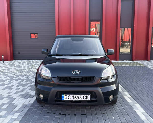 Черный Киа Soul, объемом двигателя 1.59 л и пробегом 213 тыс. км за 7500 $, фото 3 на Automoto.ua
