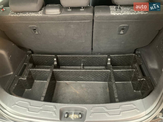 Черный Киа Soul, объемом двигателя 1.6 л и пробегом 255 тыс. км за 9200 $, фото 4 на Automoto.ua