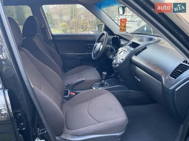 Чорний Кіа Soul, об'ємом двигуна 1.59 л та пробігом 199 тис. км за 6480 $, фото 21 на Automoto.ua