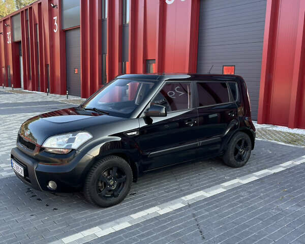 Черный Киа Soul, объемом двигателя 1.59 л и пробегом 213 тыс. км за 7500 $, фото 8 на Automoto.ua