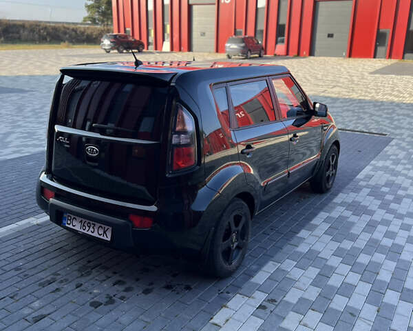 Черный Киа Soul, объемом двигателя 1.59 л и пробегом 213 тыс. км за 7500 $, фото 10 на Automoto.ua