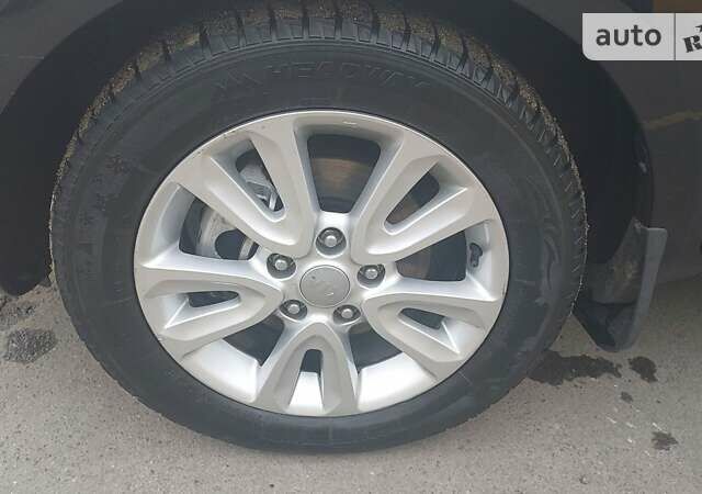 Чорний Кіа Soul, об'ємом двигуна 1.6 л та пробігом 200 тис. км за 9500 $, фото 8 на Automoto.ua