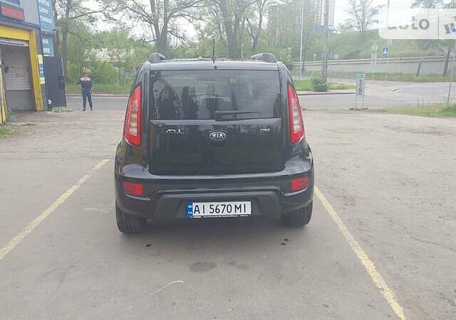 Чорний Кіа Soul, об'ємом двигуна 1.6 л та пробігом 200 тис. км за 9500 $, фото 3 на Automoto.ua