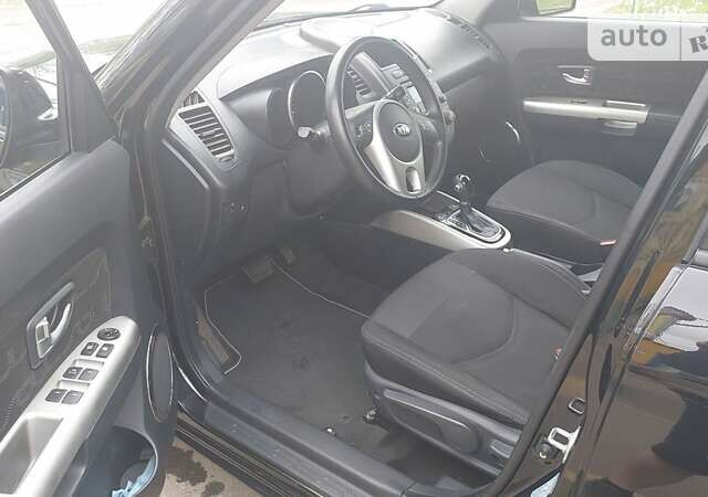 Чорний Кіа Soul, об'ємом двигуна 1.6 л та пробігом 200 тис. км за 9500 $, фото 12 на Automoto.ua