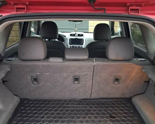 Черный Киа Soul, объемом двигателя 0 л и пробегом 125 тыс. км за 10400 $, фото 5 на Automoto.ua