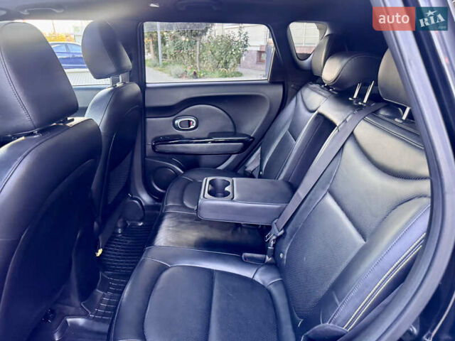 Черный Киа Soul, объемом двигателя 2 л и пробегом 190 тыс. км за 9700 $, фото 58 на Automoto.ua