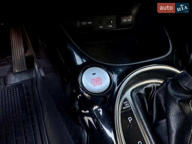 Черный Киа Soul, объемом двигателя 2 л и пробегом 190 тыс. км за 9700 $, фото 52 на Automoto.ua