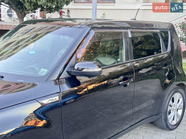 Черный Киа Soul, объемом двигателя 2 л и пробегом 190 тыс. км за 9700 $, фото 12 на Automoto.ua