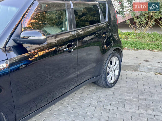 Черный Киа Soul, объемом двигателя 2 л и пробегом 190 тыс. км за 9700 $, фото 19 на Automoto.ua