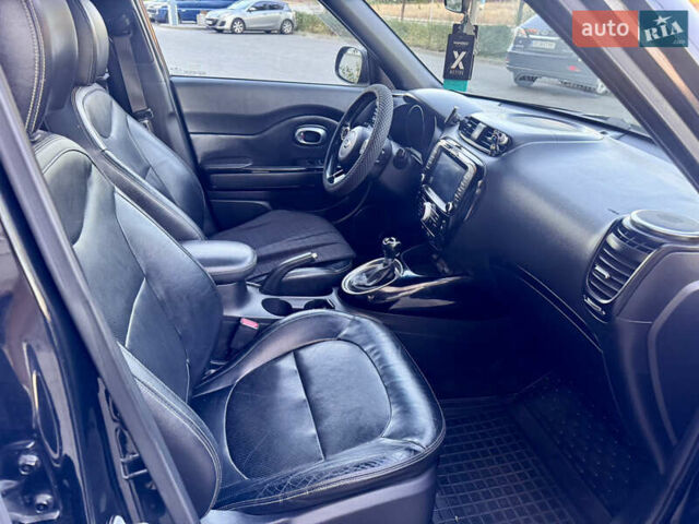 Черный Киа Soul, объемом двигателя 2 л и пробегом 190 тыс. км за 9700 $, фото 53 на Automoto.ua