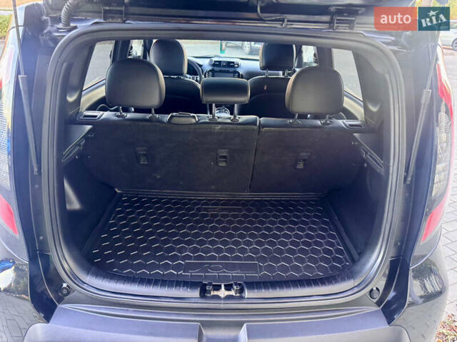 Черный Киа Soul, объемом двигателя 2 л и пробегом 190 тыс. км за 9700 $, фото 60 на Automoto.ua