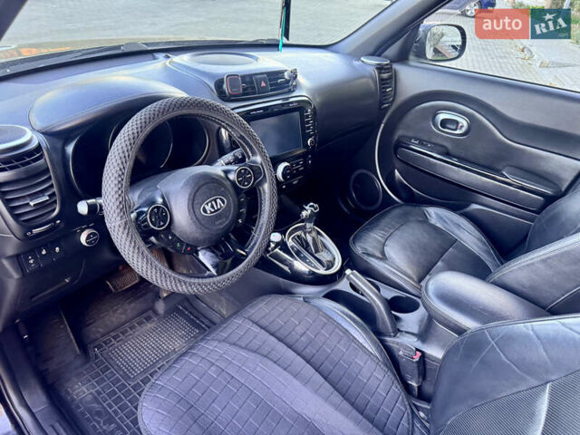 Черный Киа Soul, объемом двигателя 2 л и пробегом 190 тыс. км за 9700 $, фото 43 на Automoto.ua