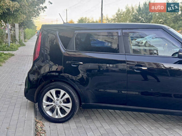 Черный Киа Soul, объемом двигателя 2 л и пробегом 190 тыс. км за 9700 $, фото 7 на Automoto.ua