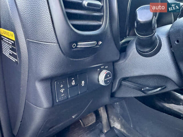 Черный Киа Soul, объемом двигателя 2 л и пробегом 190 тыс. км за 9700 $, фото 51 на Automoto.ua