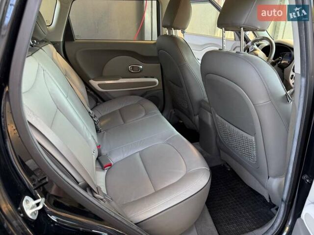 Чорний Кіа Soul, об'ємом двигуна 0 л та пробігом 37 тис. км за 6799 $, фото 32 на Automoto.ua