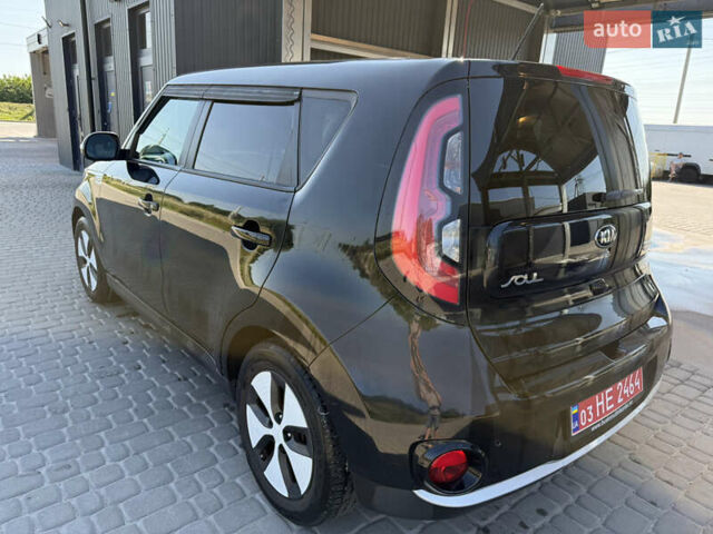 Чорний Кіа Soul, об'ємом двигуна 0 л та пробігом 37 тис. км за 6799 $, фото 12 на Automoto.ua