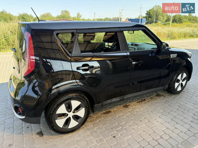 Чорний Кіа Soul, об'ємом двигуна 0 л та пробігом 37 тис. км за 6799 $, фото 8 на Automoto.ua
