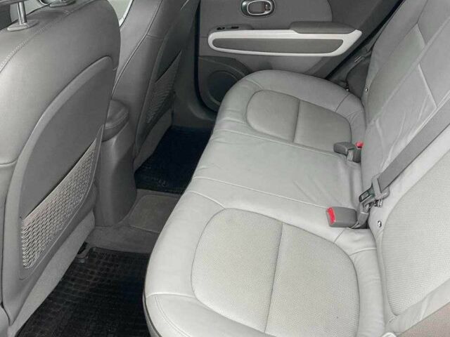 Черный Киа Soul, объемом двигателя 0 л и пробегом 149 тыс. км за 5800 $, фото 19 на Automoto.ua