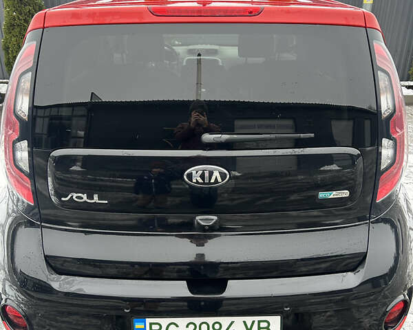 Черный Киа Soul, объемом двигателя 0 л и пробегом 182 тыс. км за 8500 $, фото 5 на Automoto.ua