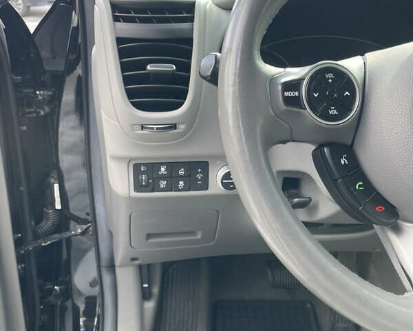 Черный Киа Soul, объемом двигателя 0 л и пробегом 125 тыс. км за 10900 $, фото 7 на Automoto.ua