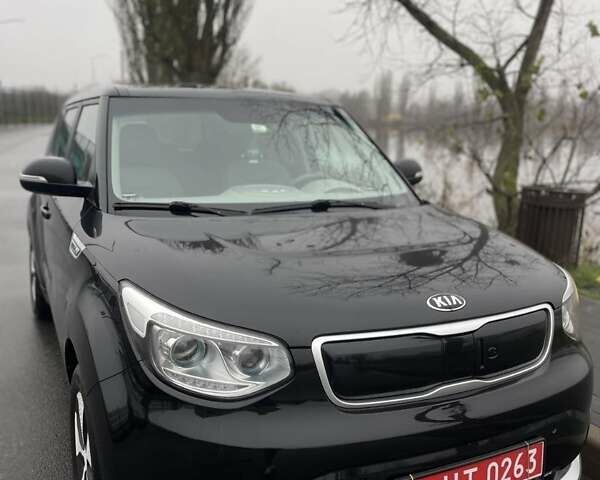 Черный Киа Soul, объемом двигателя 0 л и пробегом 149 тыс. км за 5800 $, фото 6 на Automoto.ua