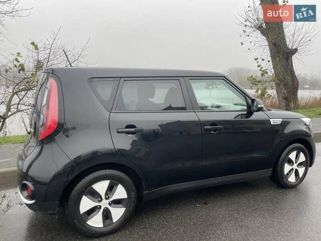 Черный Киа Soul, объемом двигателя 0 л и пробегом 149 тыс. км за 5800 $, фото 9 на Automoto.ua