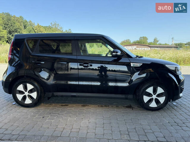 Чорний Кіа Soul, об'ємом двигуна 0 л та пробігом 37 тис. км за 6799 $, фото 5 на Automoto.ua