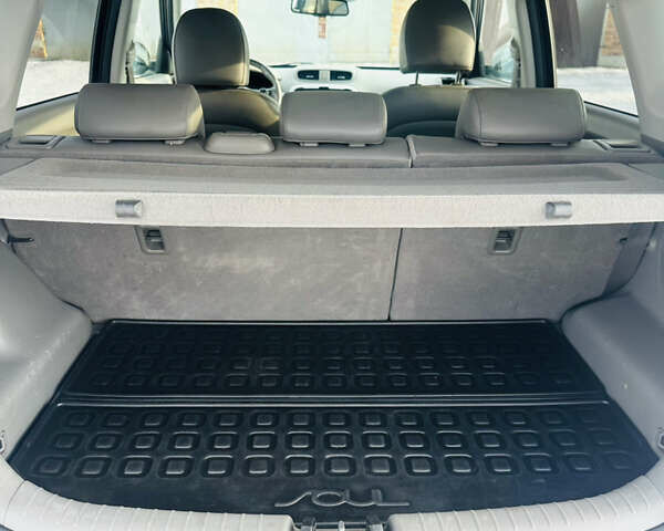 Чорний Кіа Soul, об'ємом двигуна 0 л та пробігом 79 тис. км за 8690 $, фото 13 на Automoto.ua