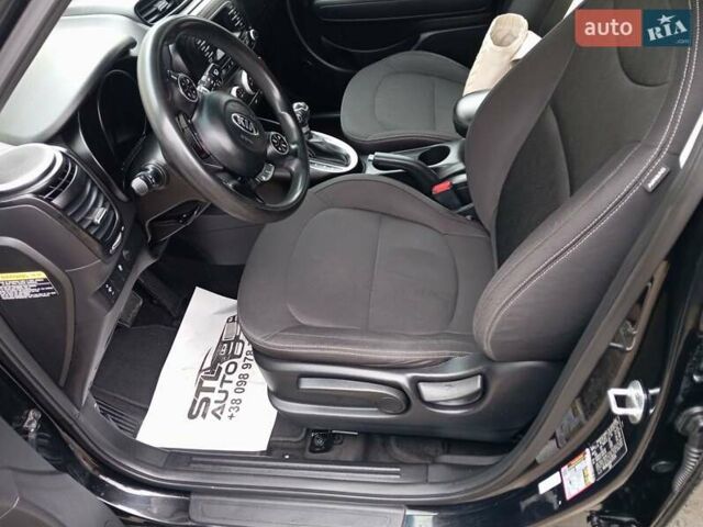 Черный Киа Soul, объемом двигателя 1.59 л и пробегом 153 тыс. км за 9500 $, фото 4 на Automoto.ua