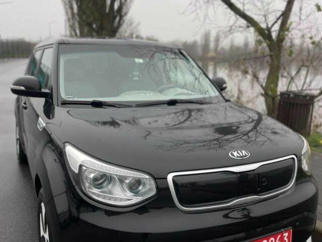 Черный Киа Soul, объемом двигателя 0 л и пробегом 149 тыс. км за 5800 $, фото 1 на Automoto.ua