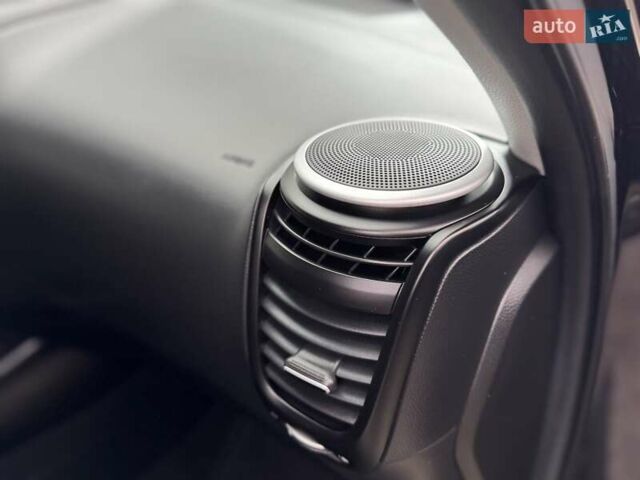 Черный Киа Soul, объемом двигателя 1.59 л и пробегом 153 тыс. км за 9500 $, фото 15 на Automoto.ua