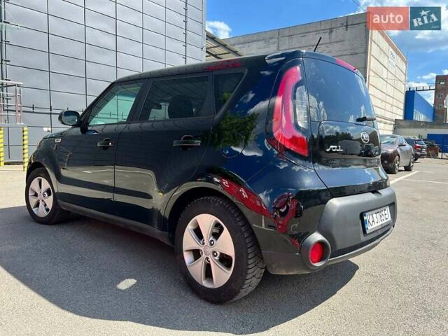 Черный Киа Soul, объемом двигателя 1.6 л и пробегом 182 тыс. км за 9000 $, фото 5 на Automoto.ua