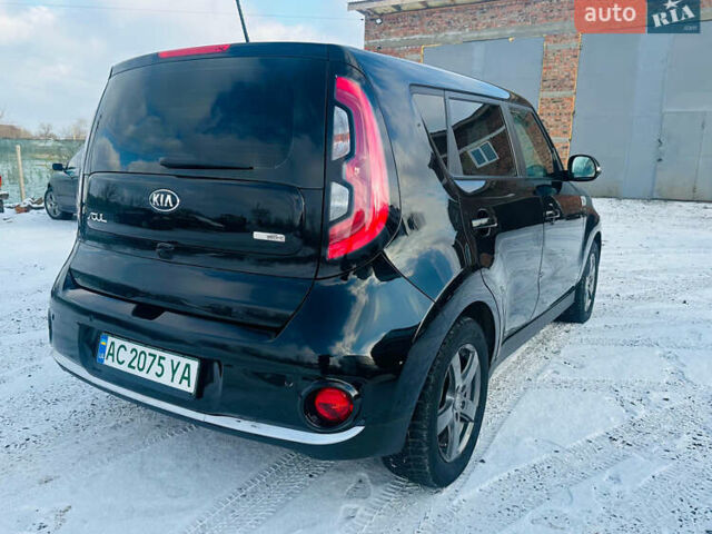 Чорний Кіа Soul, об'ємом двигуна 0 л та пробігом 79 тис. км за 8690 $, фото 6 на Automoto.ua