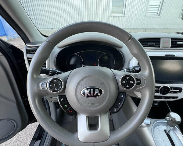 Черный Киа Soul, объемом двигателя 0 л и пробегом 125 тыс. км за 6200 $, фото 17 на Automoto.ua