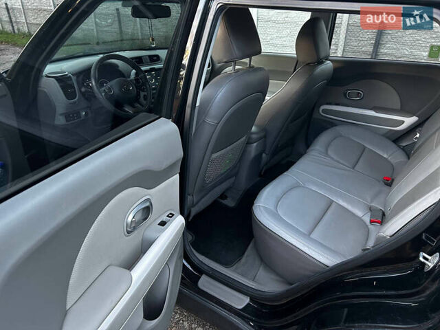 Черный Киа Soul, объемом двигателя 0 л и пробегом 97 тыс. км за 5400 $, фото 8 на Automoto.ua