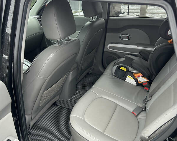 Черный Киа Soul, объемом двигателя 0 л и пробегом 182 тыс. км за 8500 $, фото 8 на Automoto.ua