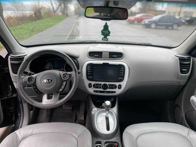 Черный Киа Soul, объемом двигателя 0 л и пробегом 149 тыс. км за 5800 $, фото 14 на Automoto.ua