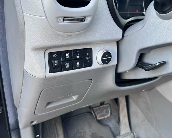 Черный Киа Soul, объемом двигателя 0 л и пробегом 125 тыс. км за 6200 $, фото 16 на Automoto.ua