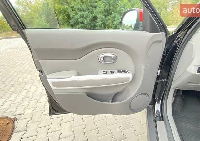 Черный Киа Soul, объемом двигателя 0 л и пробегом 82 тыс. км за 7499 $, фото 18 на Automoto.ua