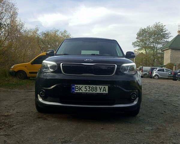 Черный Киа Soul, объемом двигателя 0 л и пробегом 153 тыс. км за 6000 $, фото 3 на Automoto.ua