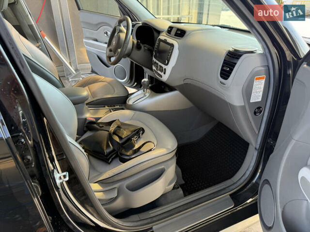 Чорний Кіа Soul, об'ємом двигуна 0 л та пробігом 37 тис. км за 6799 $, фото 64 на Automoto.ua