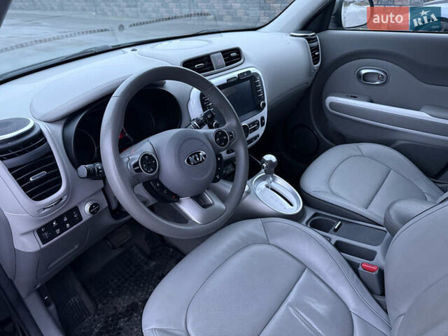 Черный Киа Soul, объемом двигателя 0 л и пробегом 98 тыс. км за 7000 $, фото 20 на Automoto.ua