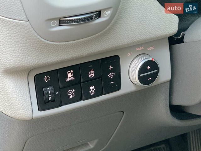 Черный Киа Soul, объемом двигателя 0 л и пробегом 158 тыс. км за 5999 $, фото 12 на Automoto.ua