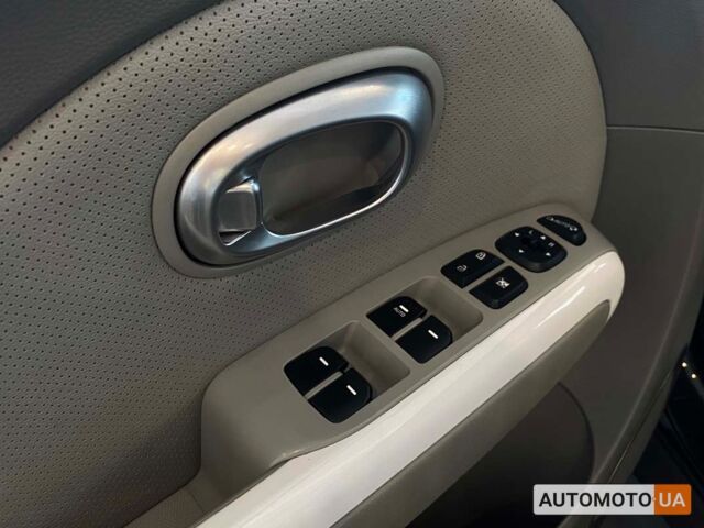 Чорний Кіа Soul, об'ємом двигуна 30 л та пробігом 135 тис. км за 9800 $, фото 12 на Automoto.ua