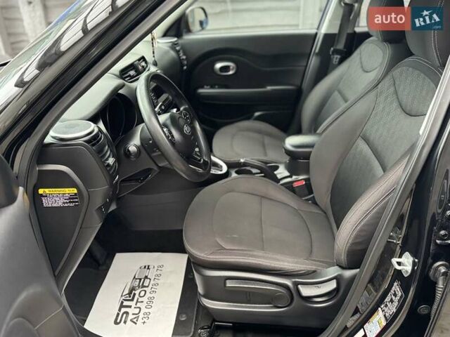 Черный Киа Soul, объемом двигателя 1.59 л и пробегом 153 тыс. км за 9500 $, фото 13 на Automoto.ua