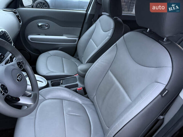 Черный Киа Soul, объемом двигателя 0 л и пробегом 98 тыс. км за 7000 $, фото 29 на Automoto.ua